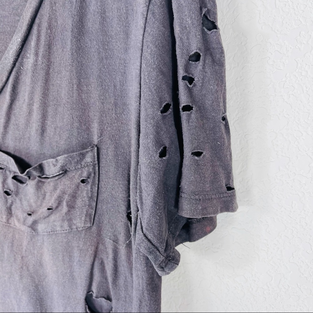Akita Chicago Red Label destroyed grey tee shirt - Picture 6 of 9